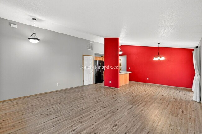 Foto del edificio - 471 NW 24th St