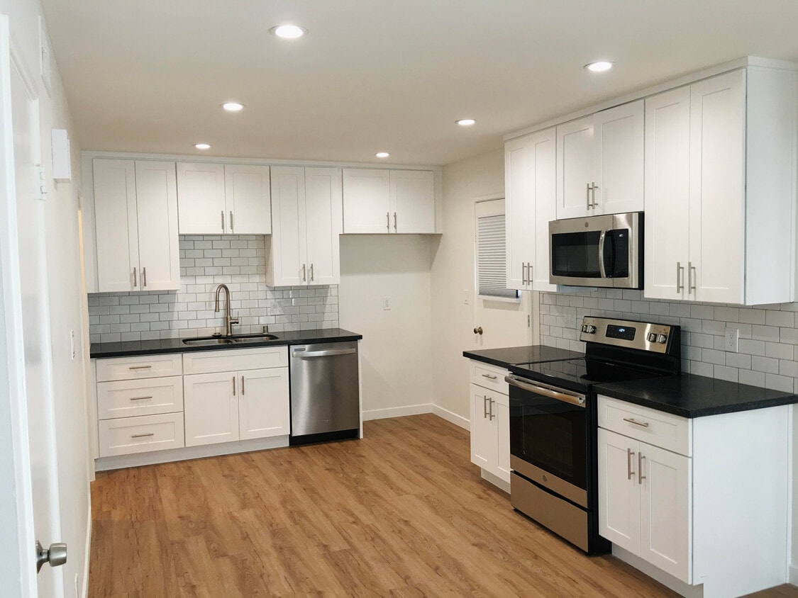 1140 N Shattuck St Unit A, Orange, CA 92867 Condo for Rent in Orange