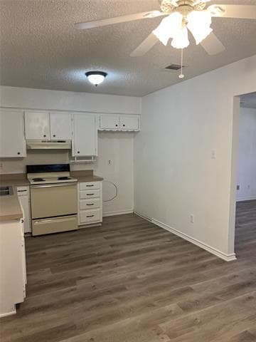 Building Photo - 201 Melody Cir