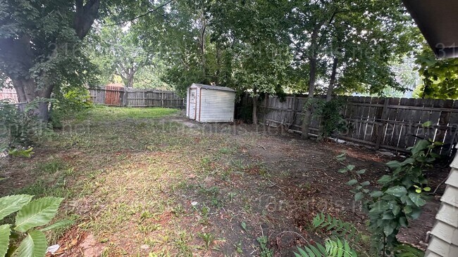 Foto del edificio - $995 - 3 bed 1 bath - Single Family Home