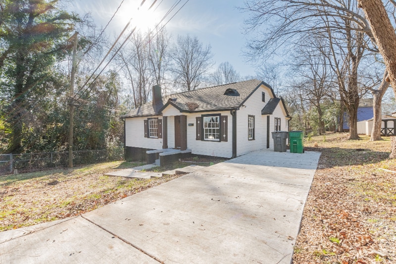 Foto principal - 1317 W 4th St