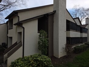 Building Photo - 7325 Winery Ln