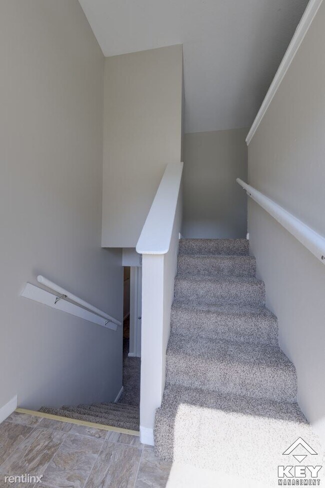 Foto del edificio - 5 br, 2 bath House - 2975 N Salina Ct
