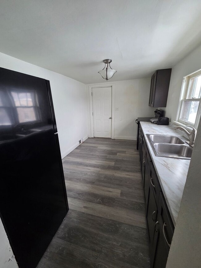 Foto del edificio - 219 Winneconne Ave