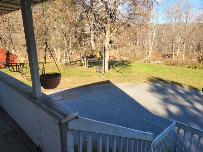 Foto del edificio - 2 Center St