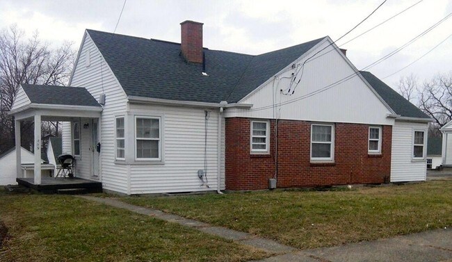 Colonial Village Apartments Rentals Dayton, OH
