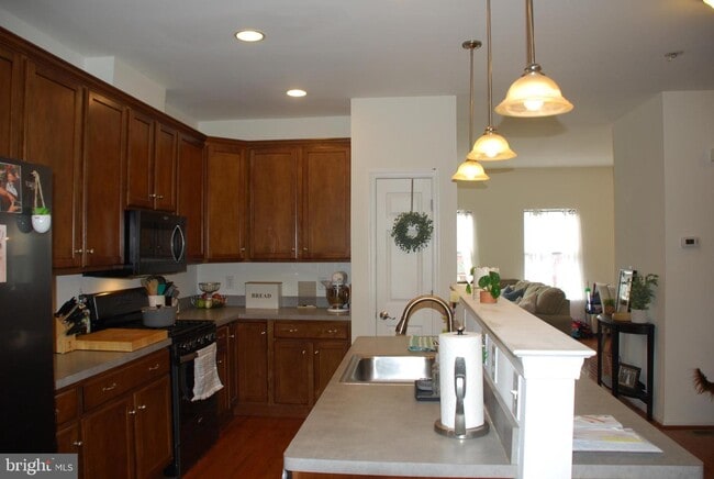Building Photo - 1236 Rosemont Terrace