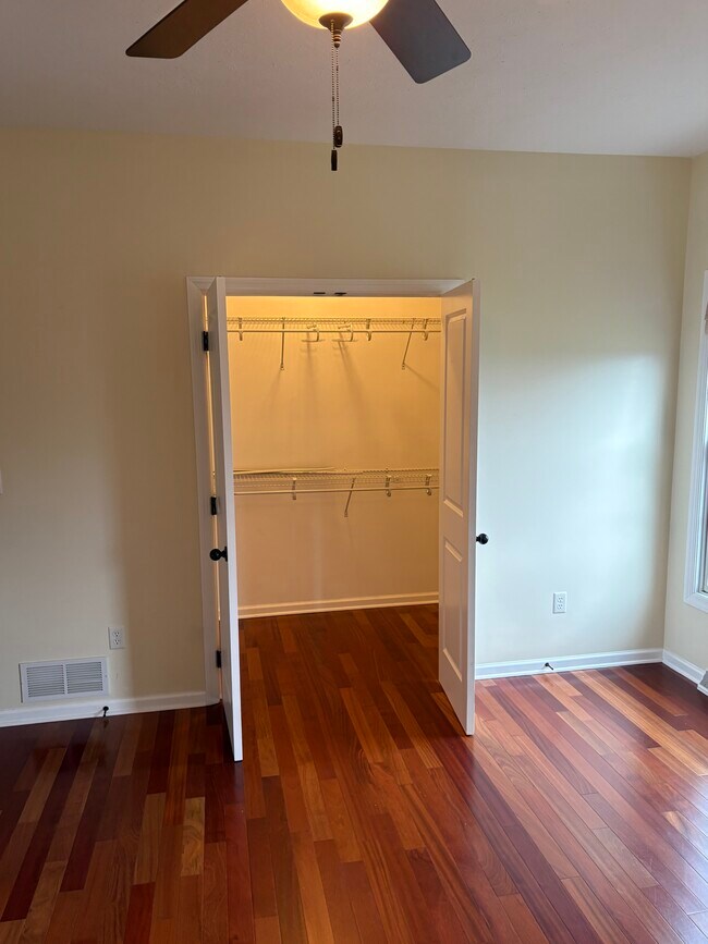 Building Photo - 409 Arabela Ct