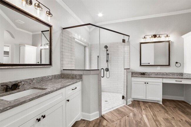 Foto del edificio - 38 Estherwood Pl