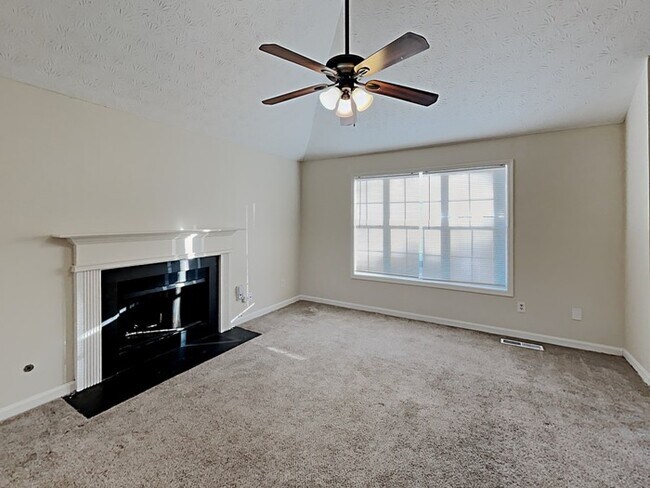 Foto del edificio - Lovely 4 Bedroom Home located In Powder Springs!