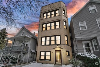 Building Photo - 3115 N St Louis Ave