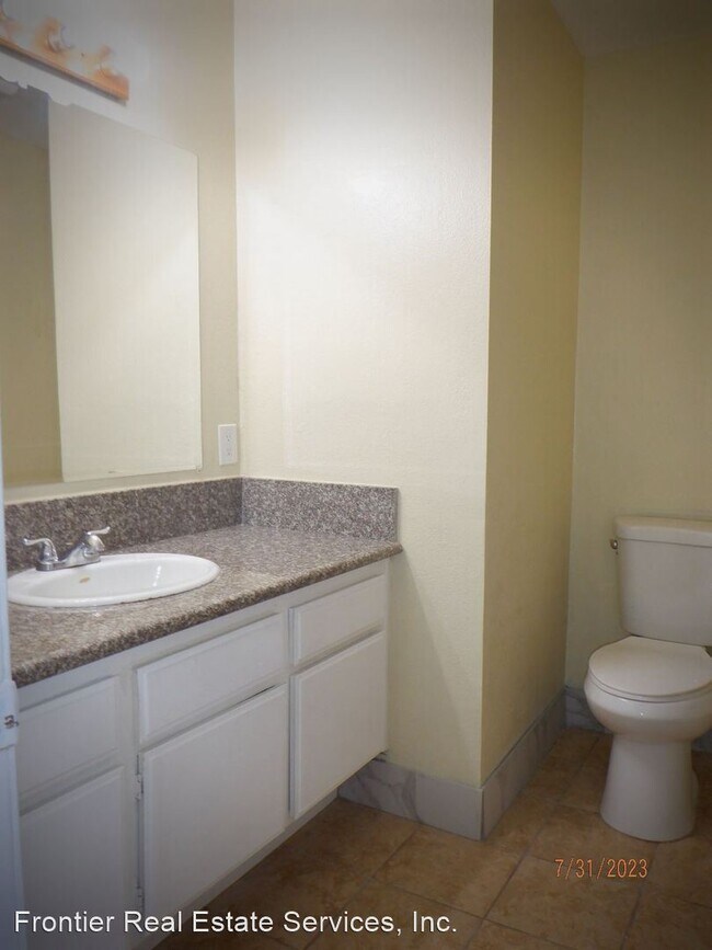 Building Photo - 4 br, 2 bath House - 21321 Santa Barbara D...