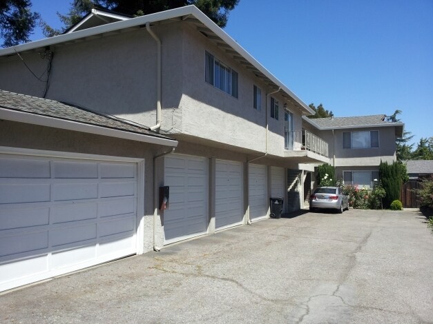Building Photo - 1007 Boranda Ave