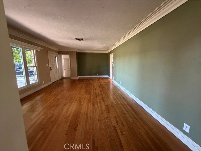 Foto del edificio - 8541 Orangewood Ave