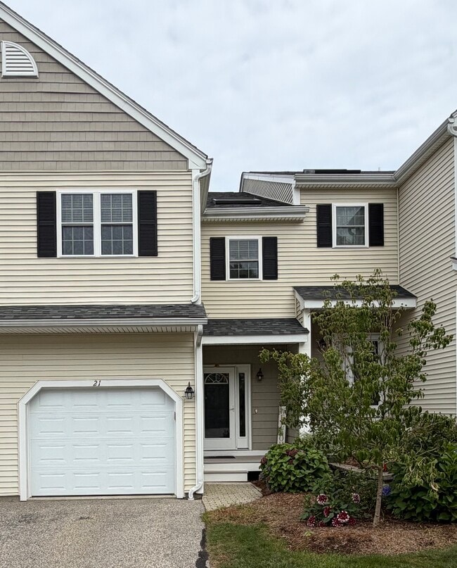 Building Photo - 21 Azalea Ln