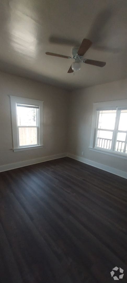 Building Photo - 2033 Gaither St