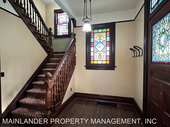 Foto del edificio - 4 br, 2.5 bath House - 2387 NW KEARNEY ST