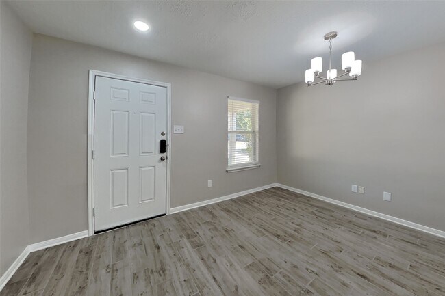 Foto del edificio - 3431 W Rainmill Dr