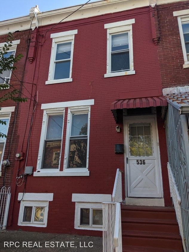 Primary Photo - 3 br, 1 bath House - 536 Grant St
