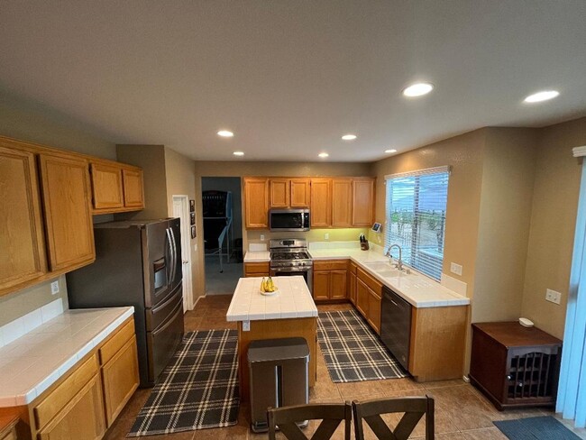 Building Photo - Coming Soon! Spacious 4 Bedroom + Loft Murrieta Home on Large Lot!