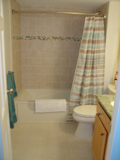 Building Photo - Beautiful 6th Floor River View Condo in Fi...
