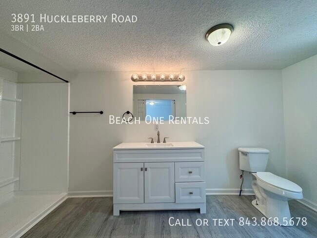 Building Photo - 3891 Huckleberry Rd