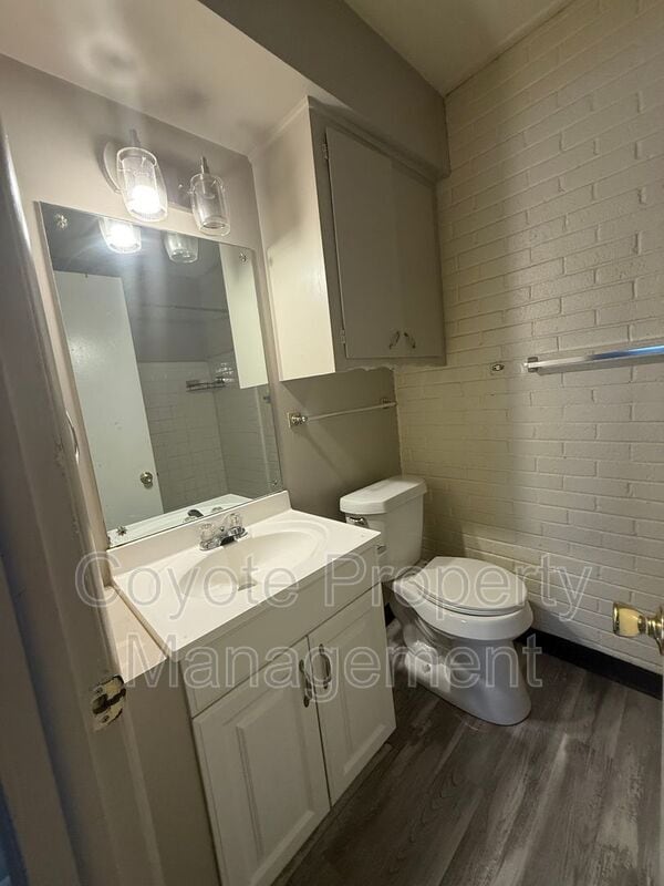 Building Photo - 1737 S Peoria Ave