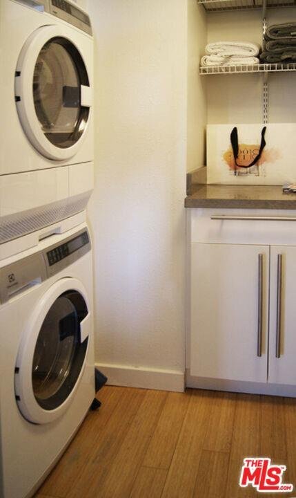 Building Photo - 1131 Alta Loma Road Apt #407, West Hollywo...