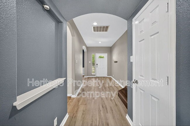 Building Photo - 606 Horn Run