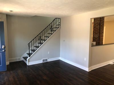 Photo - 2215 Vodeli St House