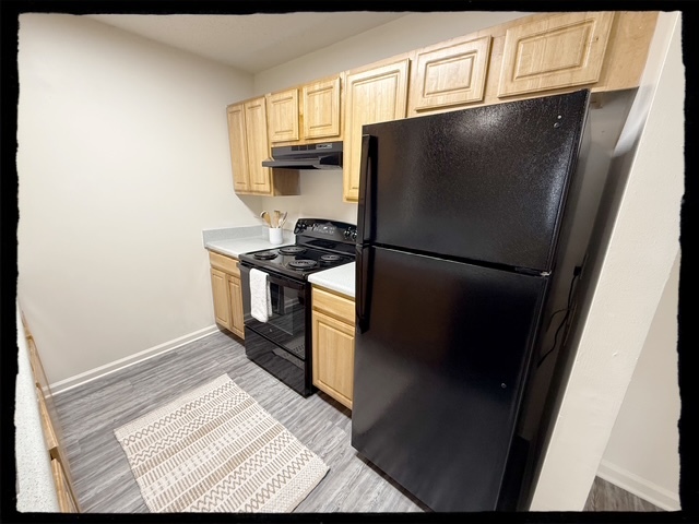 3 Bedroom - Kitchen - Cowan Farms Apartments