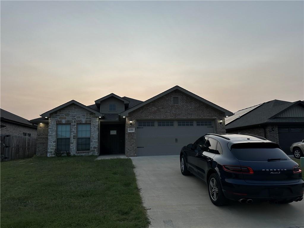 Foto principal - 6101 NW Silas St
