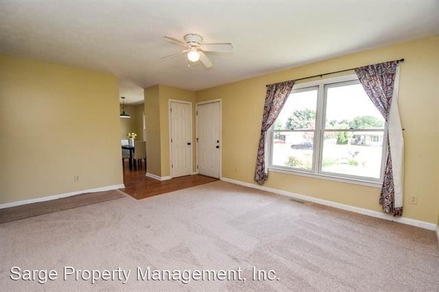 Building Photo - 3 br, 1 bath House - 407 E Potowatami Ct