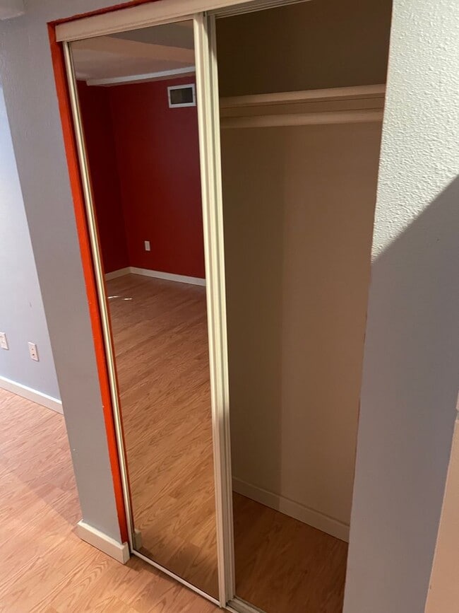 Building Photo - Beautiful Basement Apartment on Capital Hill