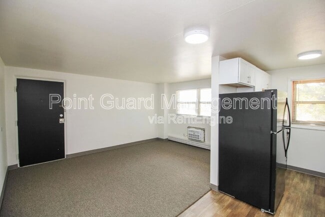 Building Photo - 3309 S Jefferson Ave