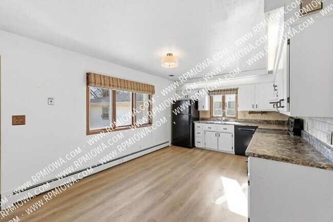 Foto del edificio - 402 S Clark Ave