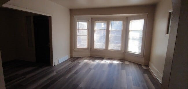 Building Photo - 2551 N 44th St