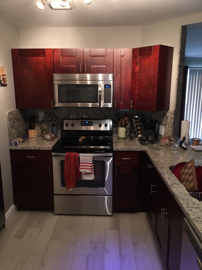 Foto del edificio - 3429 NW 44th St