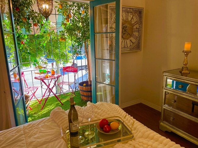 Interior Photo - Los Altos Apartments