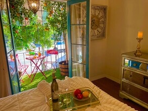Interior Photo - Los Altos Apartments