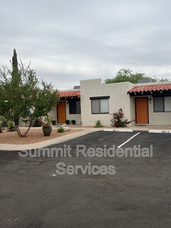 Building Photo - 341-349 E Calle Arizona