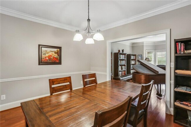 Foto del edificio - 2883 Wynfair Dr