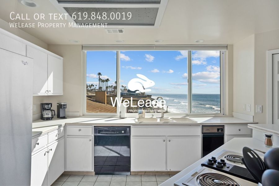 Beachside, Fully Furnished 3 bedroom, 2.5... House Rental in