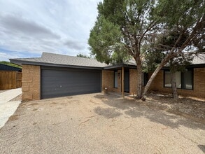 Building Photo - 6804 4th St