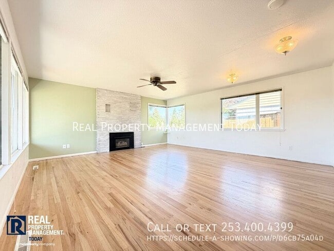 Building Photo - 2301 N Winnifred St