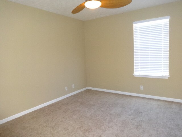 Building Photo - 620 Buck Cherry Way