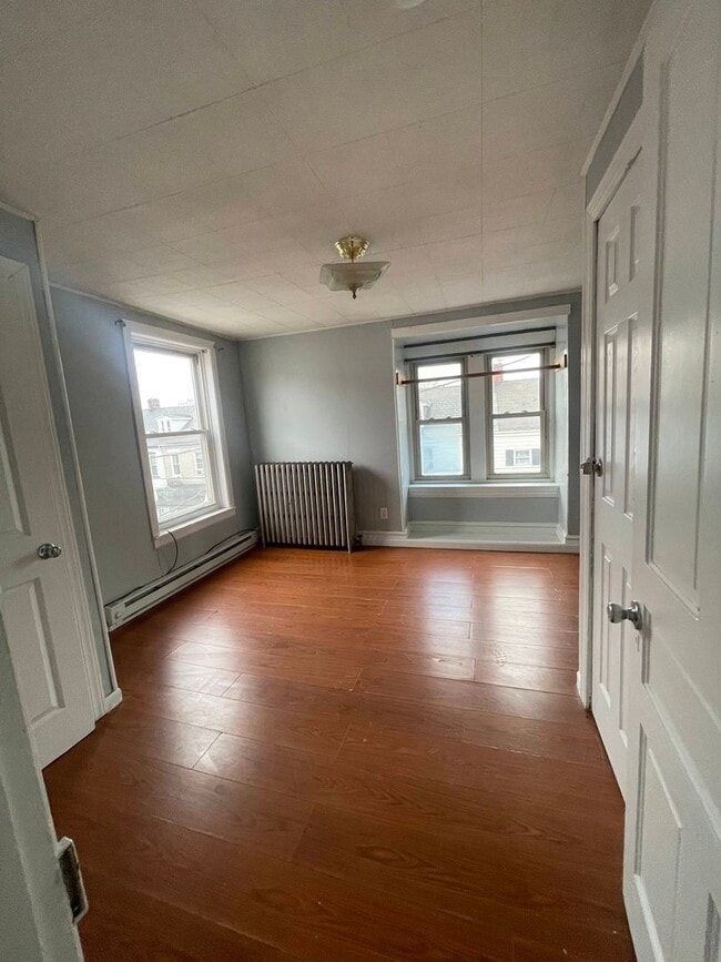 Building Photo - 127 N 12th St