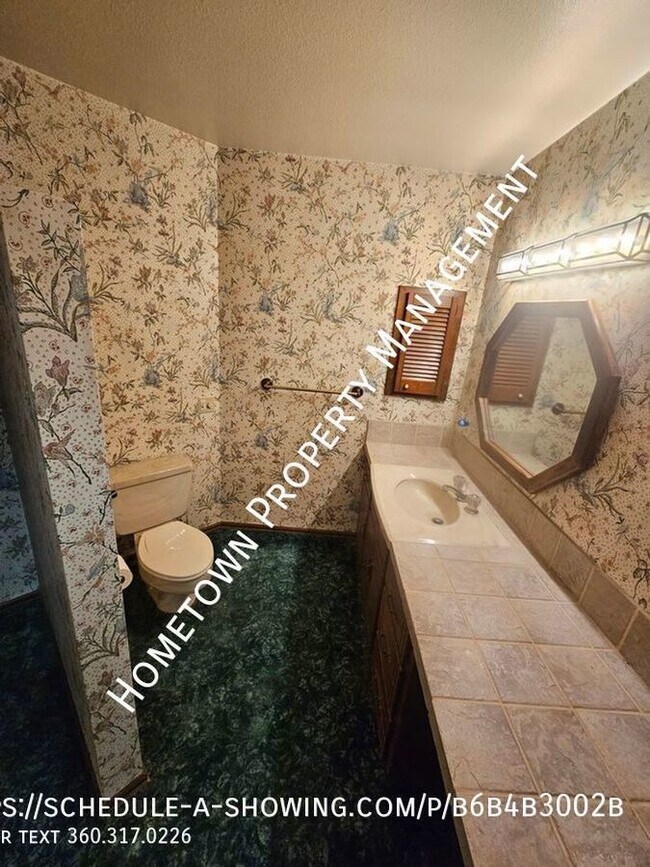 Foto del edificio - Amazing 4 Bedroom Salt Water Retreat!  Ava...