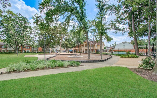 Foto del edificio - 402 Bendwood Dr