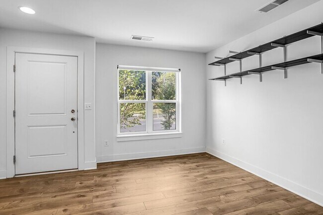 Foto del edificio - 5519 South Dakota Ave NE